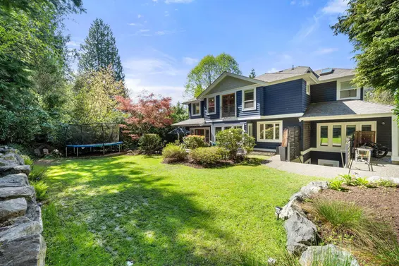3722 Emerald Drive, North Vancouver For Sale - image 38