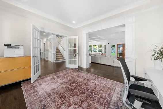 3722 Emerald Drive, North Vancouver For Sale - image 5