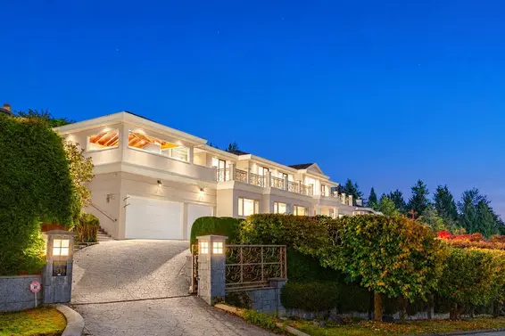 1579 Errigal Place, West Vancouver