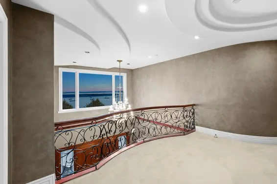 1579 Errigal Place, West Vancouver For Sale - image 16