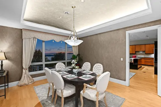 1579 Errigal Place, West Vancouver For Sale - image 7