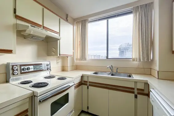 901 114 West Keith Road, North Vancouver For Sale - image 12