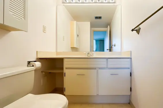 901 114 West Keith Road, North Vancouver For Sale - image 22