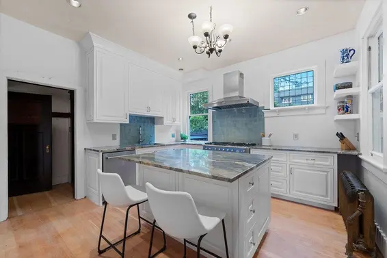 3190 St. Georges Avenue, North Vancouver For Sale - image 18