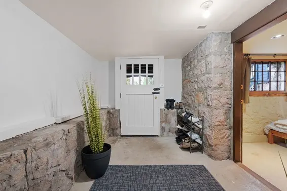 3190 St. Georges Avenue, North Vancouver For Sale - image 34