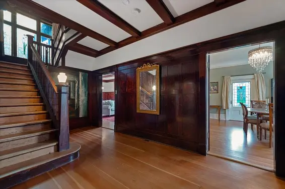 3190 St. Georges Avenue, North Vancouver For Sale - image 5