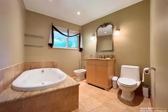 4408 Woodpark Road, West Vancouver For Sale - image 20