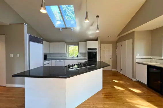 4408 Woodpark Road, West Vancouver For Sale - image 5