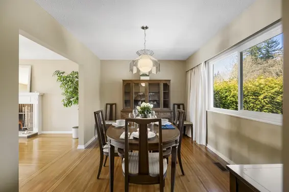 2932 Brixham Road, North Vancouver For Sale - image 11