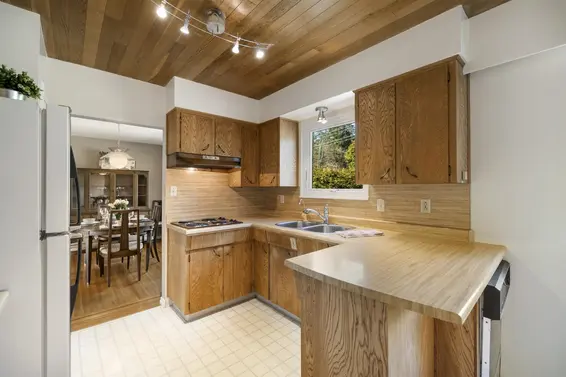 2932 Brixham Road, North Vancouver For Sale - image 15