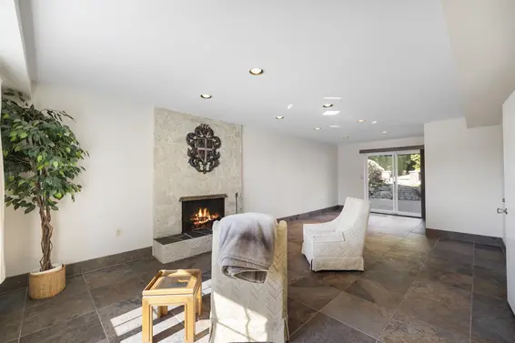 2932 Brixham Road, North Vancouver For Sale - image 29