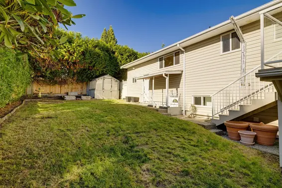2007 Floralynn Crescent, North Vancouver For Sale - image 31