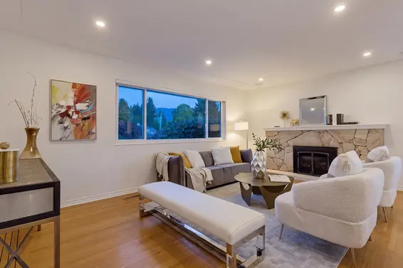 2007 Floralynn Crescent, North Vancouver For Sale - image 34