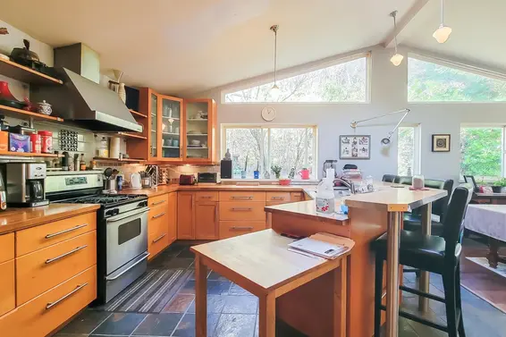 4670 Willow Creek Road, West Vancouver For Sale - image 13