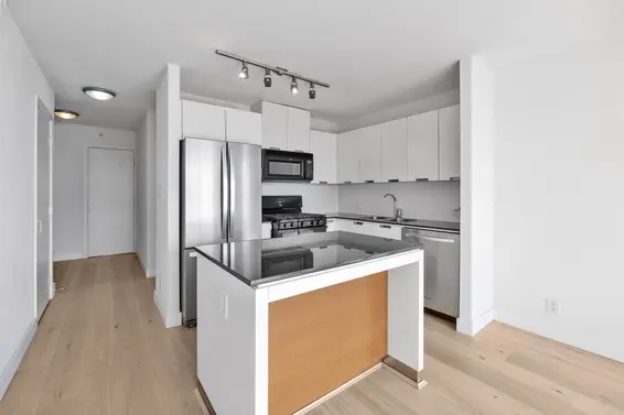 1301 151 West 2nd Street, North Vancouver For Sale - image 27
