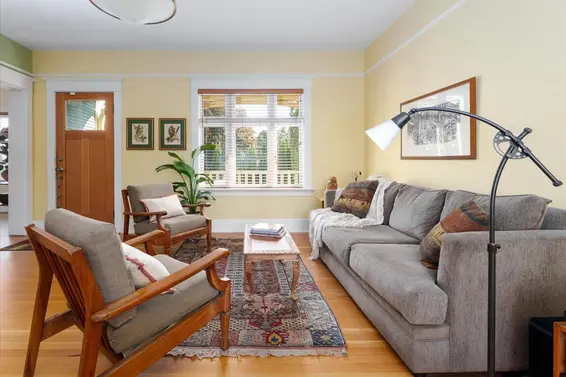 848 East 6th Street, North Vancouver For Sale - image 3