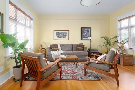 848 East 6th Street, North Vancouver For Sale - image 4