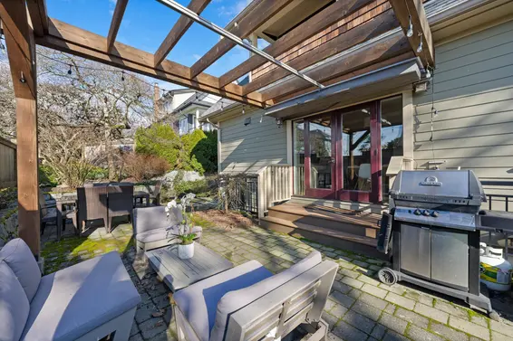 335 East 8th Street, North Vancouver For Sale - image 12