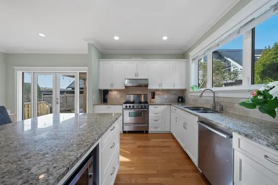 335 East 8th Street, North Vancouver For Sale - image 15