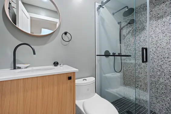 335 East 8th Street, North Vancouver For Sale - image 31