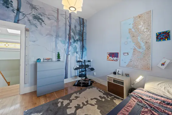 335 East 8th Street, North Vancouver For Sale - image 33