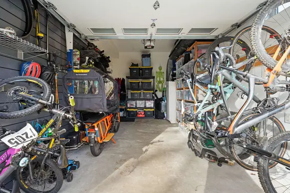 335 East 8th Street, North Vancouver For Sale - image 35