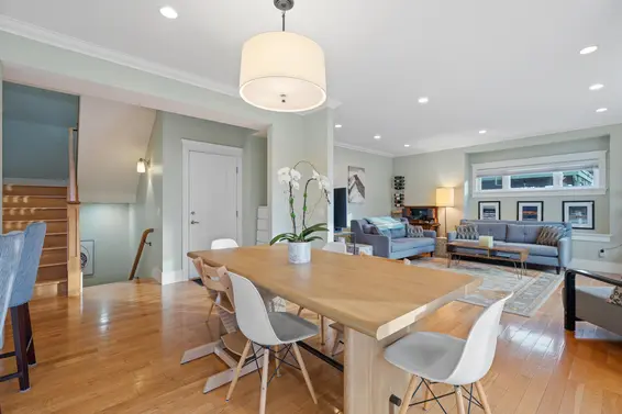 335 East 8th Street, North Vancouver For Sale - image 4