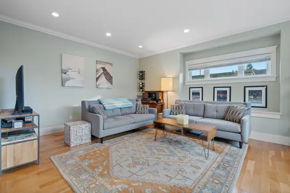 335 East 8th Street, North Vancouver For Sale - image 7