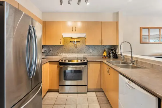 218 147 East 1st Street, North Vancouver For Sale - image 11