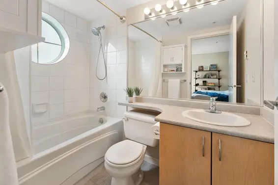 218 147 East 1st Street, North Vancouver For Sale - image 16