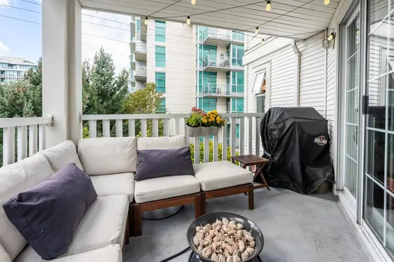 218 147 East 1st Street, North Vancouver For Sale - image 3