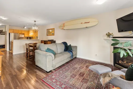 218 147 East 1st Street, North Vancouver For Sale - image 4