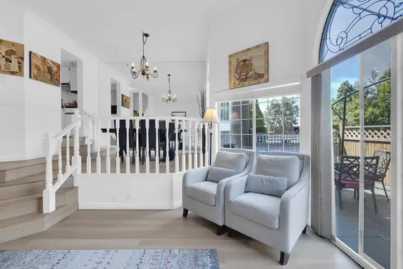 108 216 East 6th Street, North Vancouver For Sale - image 3
