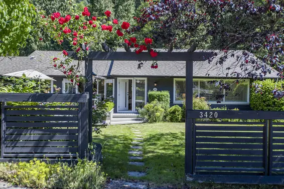 3420 Rockview Place, West Vancouver For Sale - image 2