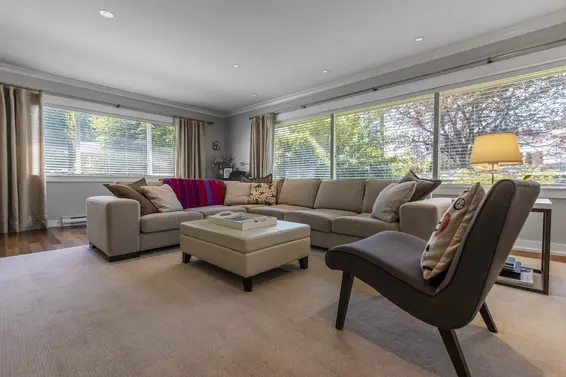 3420 Rockview Place, West Vancouver For Sale - image 3