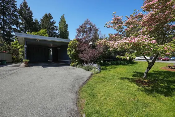 3665 Edgemont Boulevard, North Vancouver For Sale - image 21