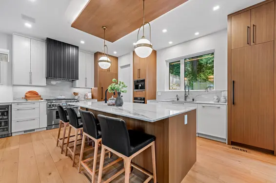 4528 Skyline Drive, North Vancouver For Sale - image 12