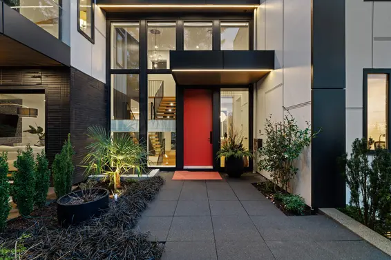 4528 Skyline Drive, North Vancouver For Sale - image 3