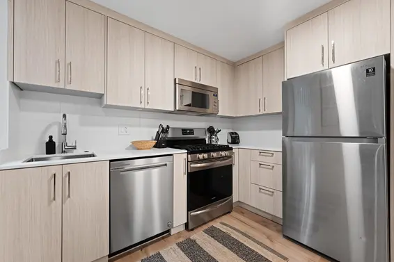 4528 Skyline Drive, North Vancouver For Sale - image 36