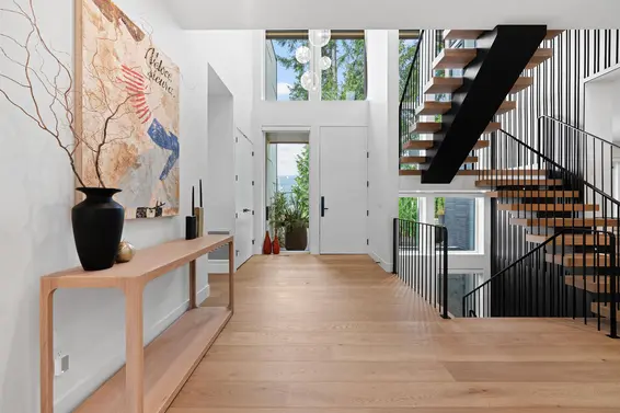 4528 Skyline Drive, North Vancouver For Sale - image 4