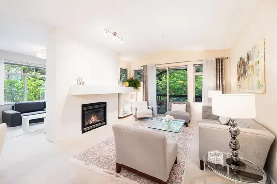 202 3125 Capilano Crescent, North Vancouver