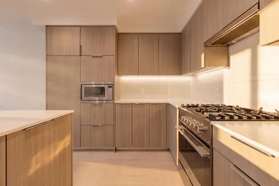 1439 Hunter Street, North Vancouver For Sale - image 3