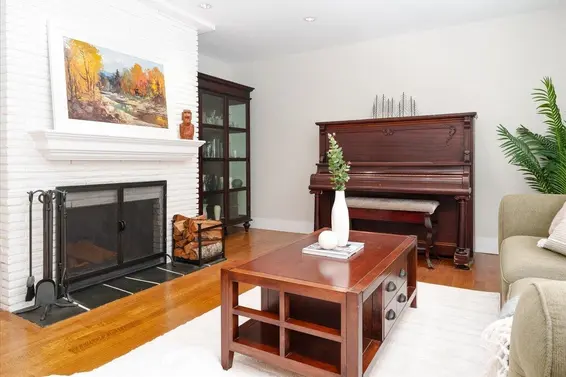 2602 Kilmarnock Crescent, North Vancouver For Sale - image 11