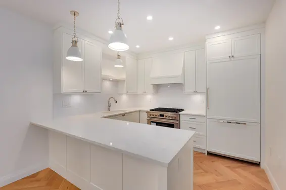 259 East 23rd Street, North Vancouver For Sale - image 7