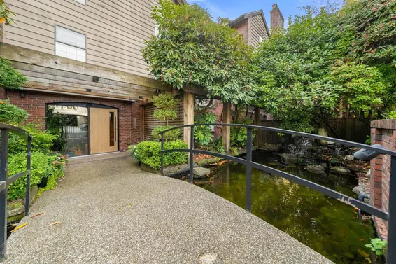 201 101 East 29th Street, North Vancouver For Sale - image 31