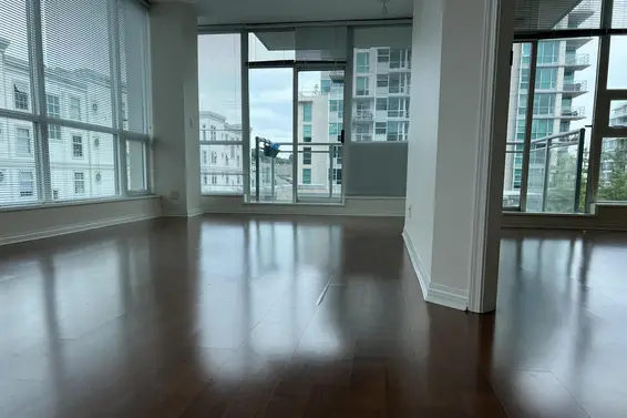 501 138 East Esplanade, North Vancouver For Sale - image 4