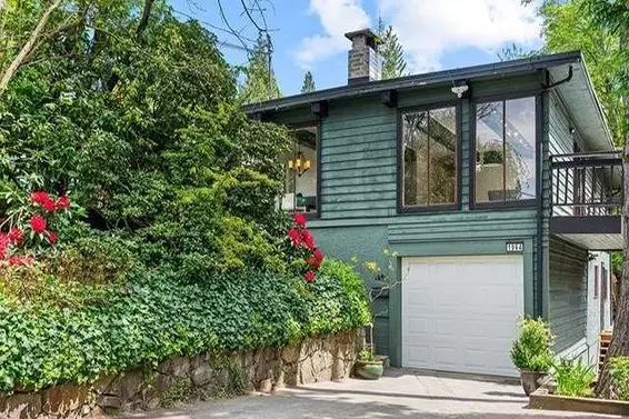 1964 Fell Avenue, North Vancouver