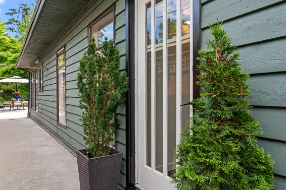 1964 Fell Avenue, North Vancouver For Sale - image 30