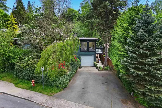 1964 Fell Avenue, North Vancouver For Sale - image 32