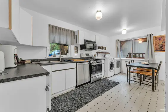 1372 Ottawa Avenue, West Vancouver For Sale - image 10